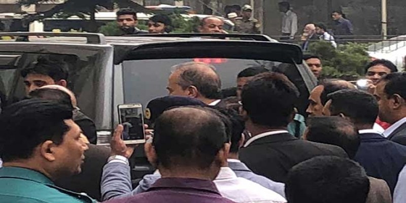 ওবায়দুল কাদেরকে দেখতে বিএসএমএমইউ হাসপাতালে পৌঁছেছেন ডাঃ দেবী শেঠি॥