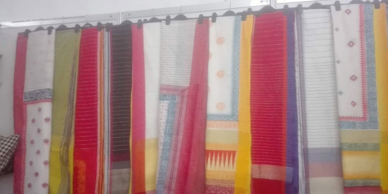 পাটের তৈরী ফুল থেকে জুতা পর্যন্ত ২৮০ রকমের পণ্য বিক্রি ও প্রদর্শনী মেলা শুরু॥