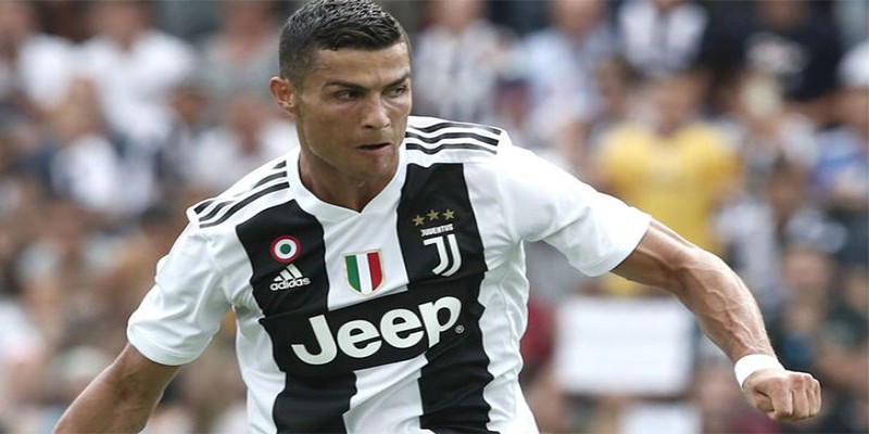 রোনালদোর হ্যাট্রিক॥চ্যাম্পিয়ন্স লিগের কোয়ার্টার ফাইনালে জুভেন্টাস   