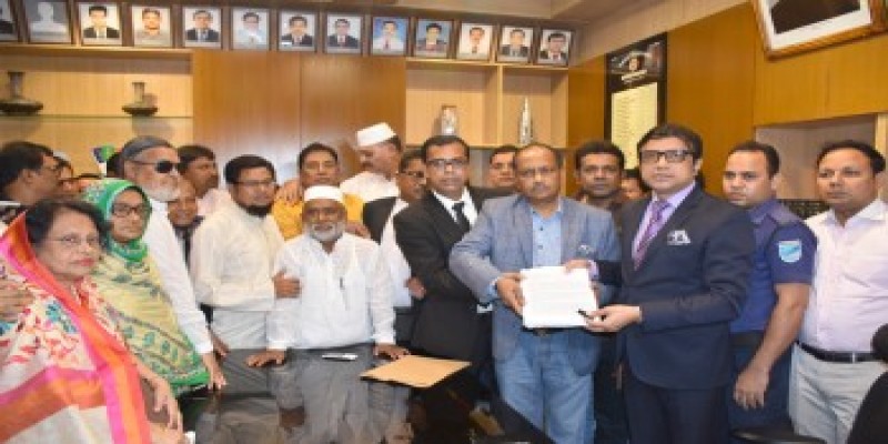 নাসিক মেয়র আইভীকে জিজ্ঞাসাবাদের দাবি জানালেন সাংসদ শামীম ওসমানের অনুগতরা॥   