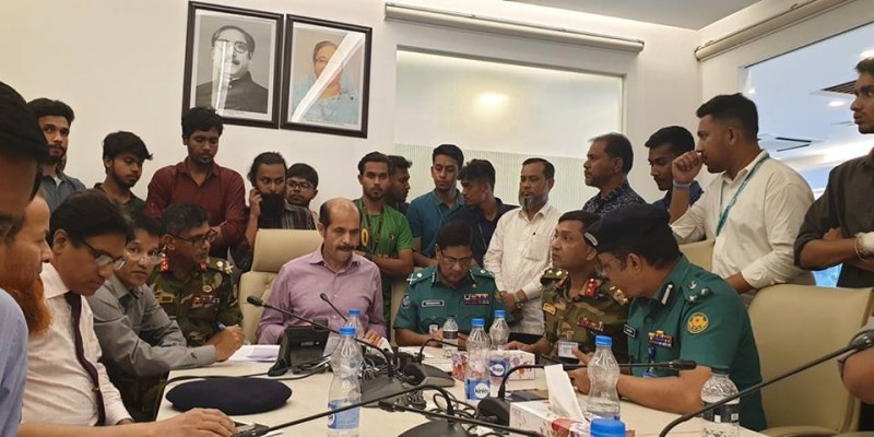 ২৮ মার্চ পর্যন্ত নিরাপদ সড়ক আন্দোলন স্থগিত ঘোষণা করল শিক্ষার্থীরা॥