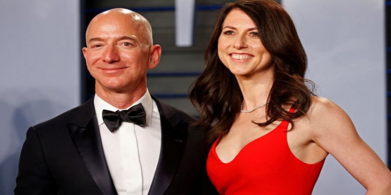 ৩৫০০ কোটি ডলারে বেজস দম্পত্তির ডিভোর্স চূড়ান্ত
