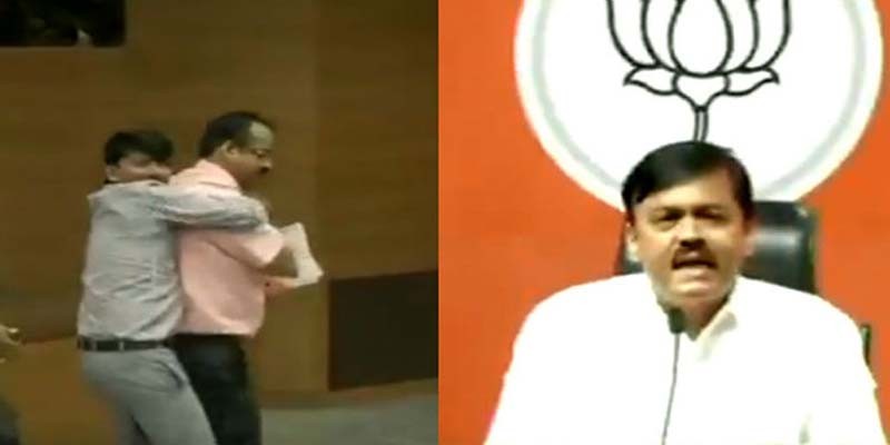 ভারতে বিজেপির কেন্দ্রীয় কার্যালয়েই দলের মুখপাত্রকে জুতা নিক্ষেপ॥   