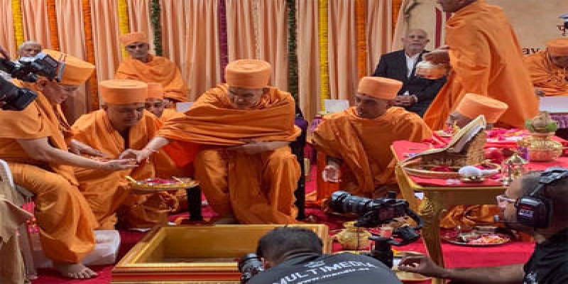 সংযুক্ত আরব আমিরশাহিতে প্রথম হিন্দু মন্দিরের শিলান্যাস