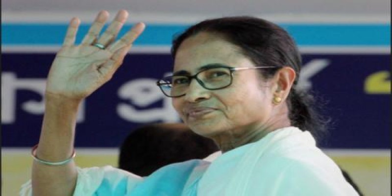 দিল্লি থেকে পশ্চিমবঙ্গে লোক এনে সমান্তরাল প্রশাসন চালানো হচ্ছে॥মুখ্যমন্ত্রী মমতা