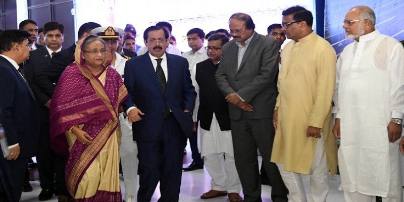 তিনদিনের রাষ্ট্রীয় সফর শেষে দেশে ফিরলেন প্রধানমন্ত্রী শেখ হাসিনা॥   