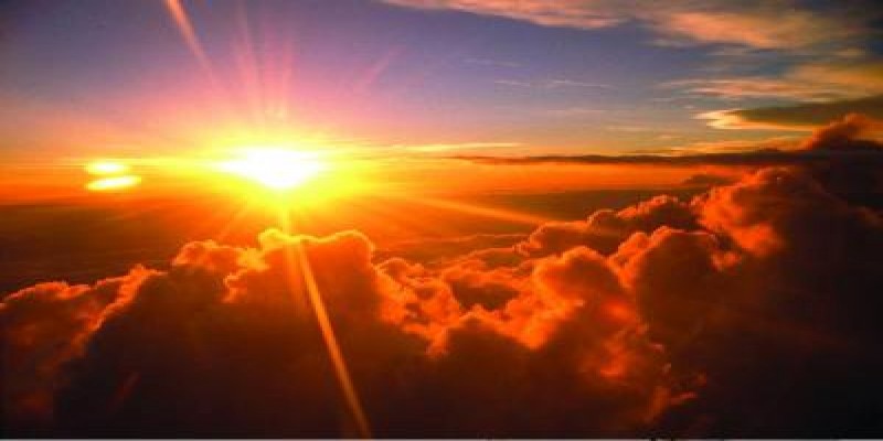 আপাতত বাড়বে সূর্যের তেজ॥ মে’র শুরুতে উপকূলে ঝড়ের পূর্বাভাস