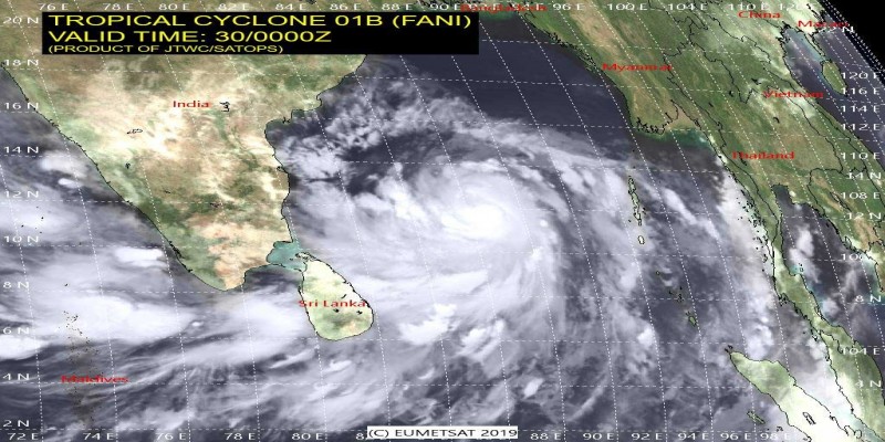 ক্রমেই উপকুলের দিকে এগোচ্ছে ঘূর্ণিঝড় ফনি॥সর্বোচ্চ সতর্কবস্থায় ভারতীয় নৌবাহিনী