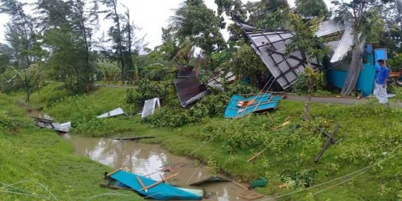 ঘূর্ণিঝড় ফণীর প্রভাবে মেঘনার দুর্গম চরে দুই শতাধিক বসতবাড়ি বিধ্বস্ত॥
