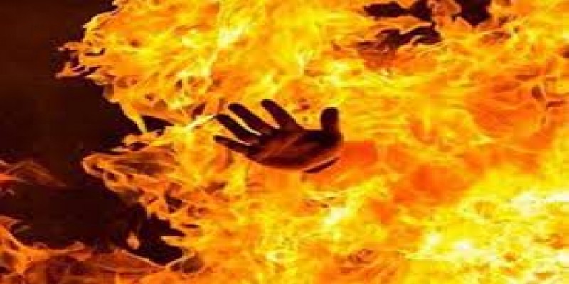 নারায়ণগঞ্জে এক নিঃসন্তান বৃদ্ধাকে হাত-পা বেঁধে পুড়িয়ে হত্যা॥   