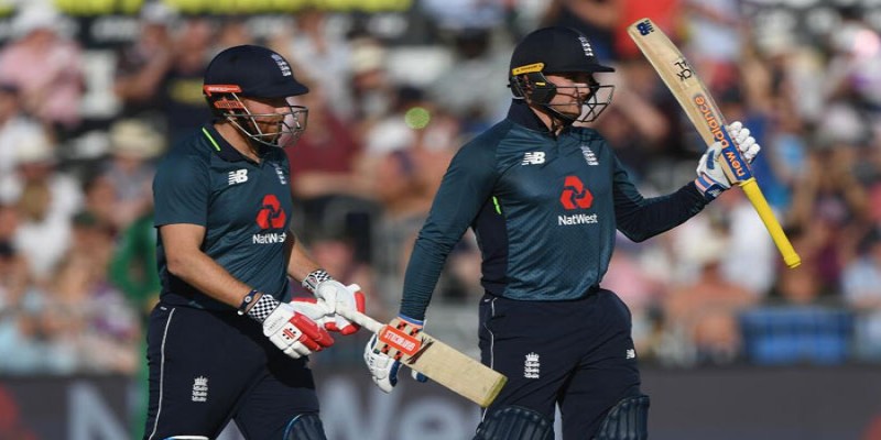 ক্রিকেট॥পাকিস্তানকে নির্দয়ভাবে হারাল ইংল্যান্ড