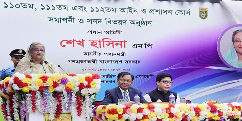 চোখে অপারেশন না হলে ধান কেটে দেখিয়ে দিতাম॥ প্রধানমন্ত্রী শেখ হাসিনা