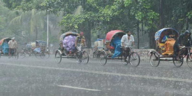 পাঁচ বিভাগে ভারী বর্ষণের সম্ভাবনা, চট্টগ্রামে পাহাড়ধসের শঙ্কা।।