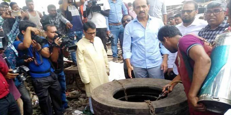 মহাখালী বাসটার্মিনালে পরিত্যক্ত টায়ারে এডিস মশার লার্ভা॥ মালিক পক্ষকে পাঁচ লাখ টাকা জরিমানা