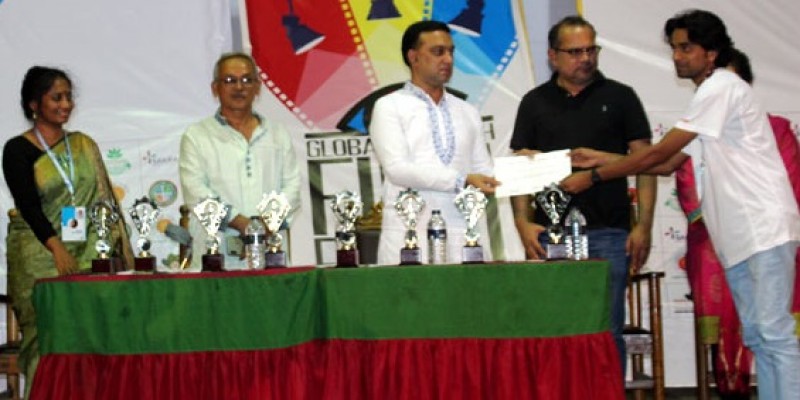 ময়মনসিংহে গ্লোবাল ইয়ুথ ফিল্ম ফেস্টিভ্যাল সম্পন্ন॥