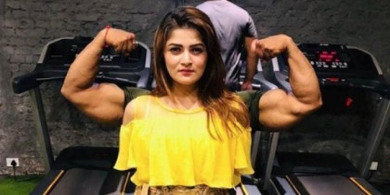 শ্রাবন্তীর পেশীবহুল বাইসেপসের রহস্য ফাঁস!!   