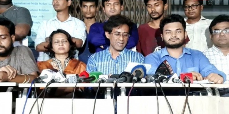 জাবি ভিসিকে পদত্যাগে আন্দোলনকারীদের আলটিমেটাম॥