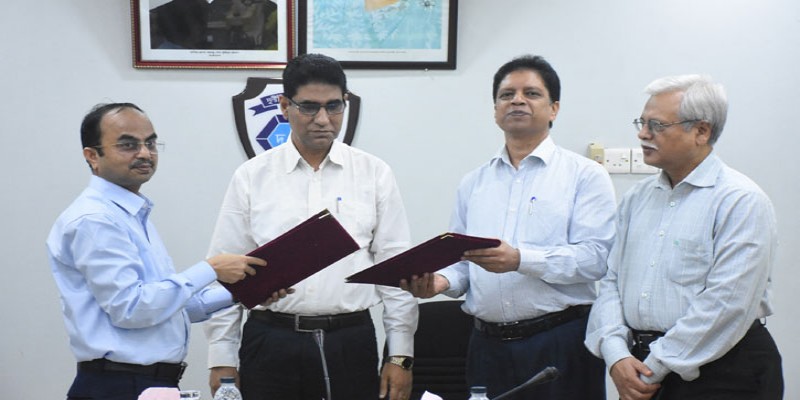 তথ্য আদান প্রদানে দুদক ও বিএফআইউয়ের মধ্যে চুক্তি স্বাক্ষর॥