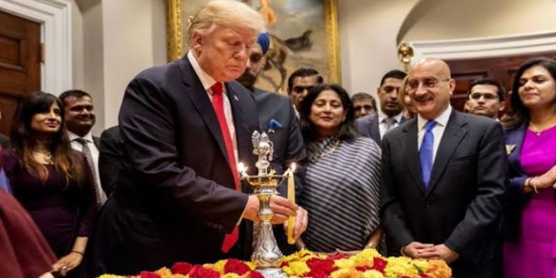 দীপাবলিতে হিন্দু সম্প্রদায়কে মার্কিন প্রেসিডেন্ট ট্রাম্পের শুভেচ্ছা॥