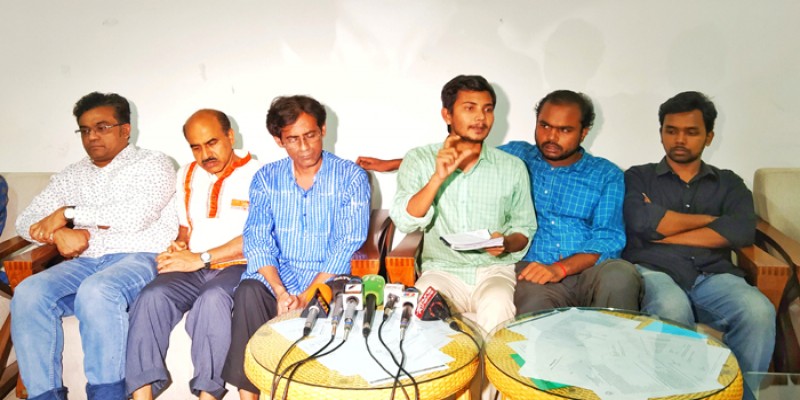 জাবি উপাচার্যকে ৮ দিনের আল্টিমেটাম আন্দোলনকারীদের॥