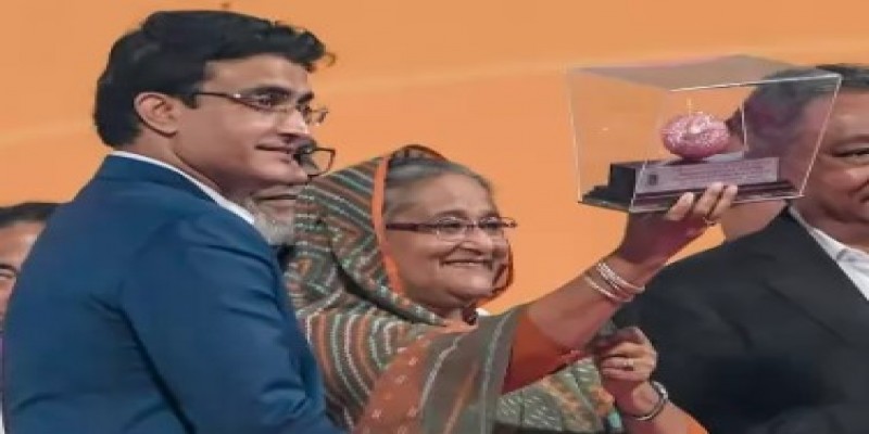 প্রধানমন্ত্রী শেখ হাসিনার ক্রিকেটপ্রেমে কিংবদন্তি ক্রিকেটার মুগ্ধ সৌরভ॥