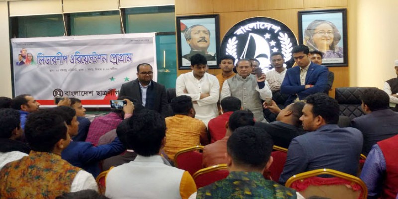 ছাত্রলীগকে সঠিক পথে চলতে হবে ॥ প্রধানমন্ত্রী শেখ হাসিনা