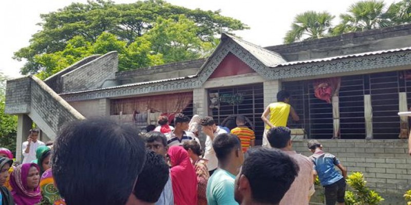 গাজীপুরে ঘরে স্বামীর গলাকাটা মরদেহ ॥ স্ত্রী পলাতক