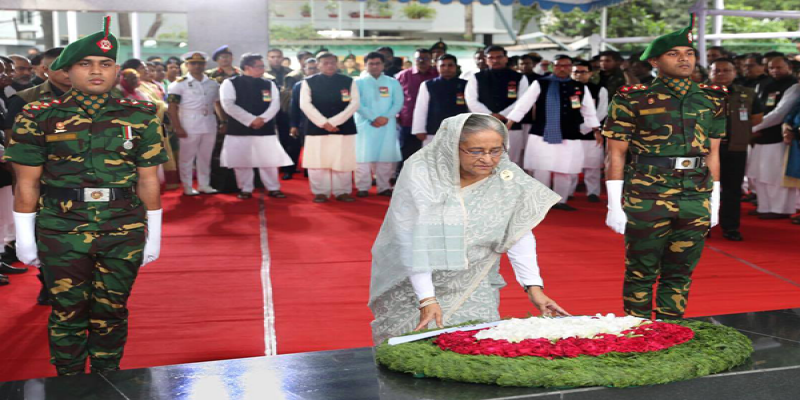 ঐতিহাসিক ৭মার্চ উপলক্ষ্যে বঙ্গবন্ধুর প্রতিকৃতিতে প্রধানমন্ত্রীর শ্রদ্ধা নিবেদন॥