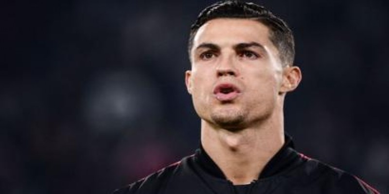 আবারও কোয়ারেন্টাইনে ফুটবল সুপারষ্টার ক্রিশ্চিয়ানো রোনালদো॥