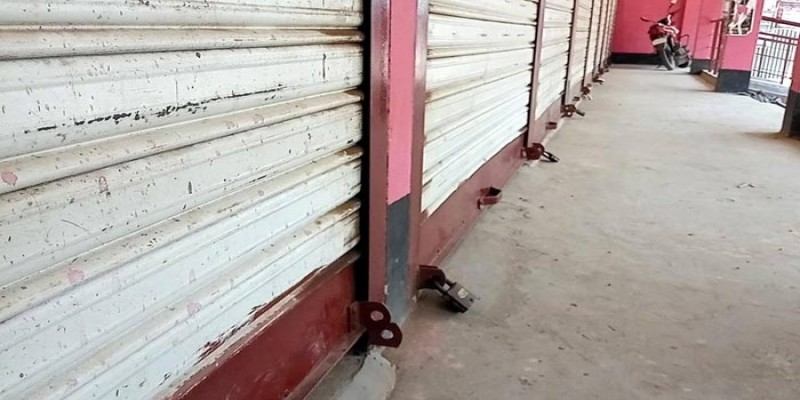 কঠোর লকডাউনের পথে খুলনা॥ বৃহস্পতিবার থেকে ফুটপাতসহ সব দোকানপাট বন্ধ