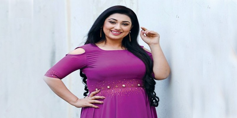 মানিকের সিনেমায় প্রথমবার অভিনয় করতে যাচ্ছেন নায়িকা অপু বিশ্বাস॥