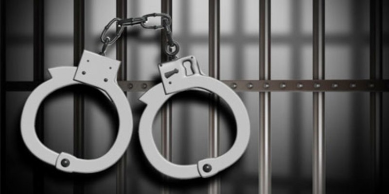 নোয়াখালীতে এক নারীকে বিবস্ত্র করে নির্যাতন॥ ইউপি সদস্যসহ আরও ২ জন গ্রেফতার   