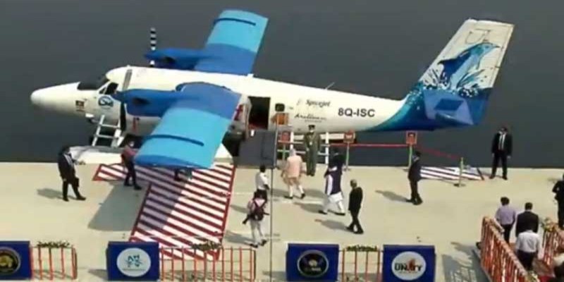মাত্র ৪৫ মিনিটেই পার করবে পাঁচ ঘণ্টার পথ॥ ভারতের গুজরাটে চালু ভারতের প্রথম সি-প্লেন পরিষেবা