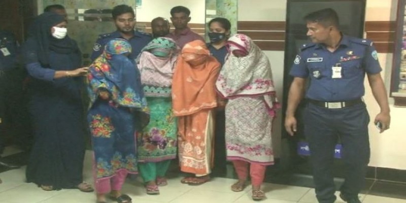 নিখোঁজের ৩৪ ঘণ্টা পর ।।উদ্ধার ৪ কিশোরী