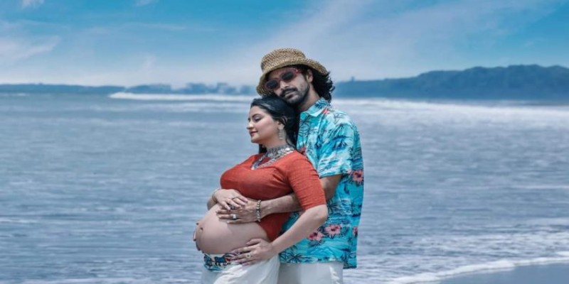 মা দিবসে অন্যরকম পরীমনি ।।