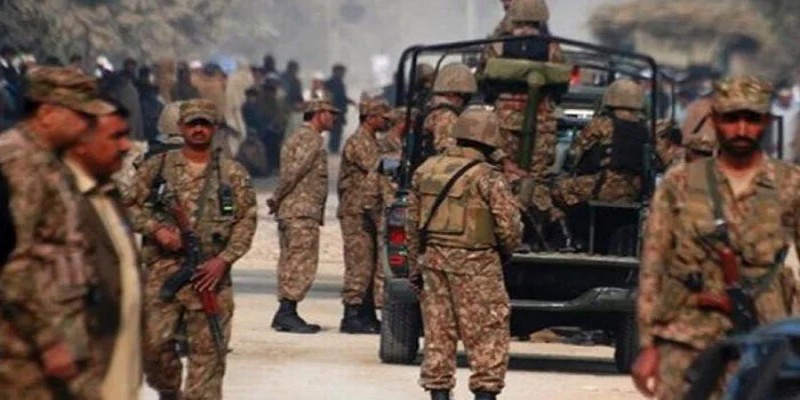 পাকিস্তানে পৃথক হামলায় সেনাসহ নিহত ৮।।