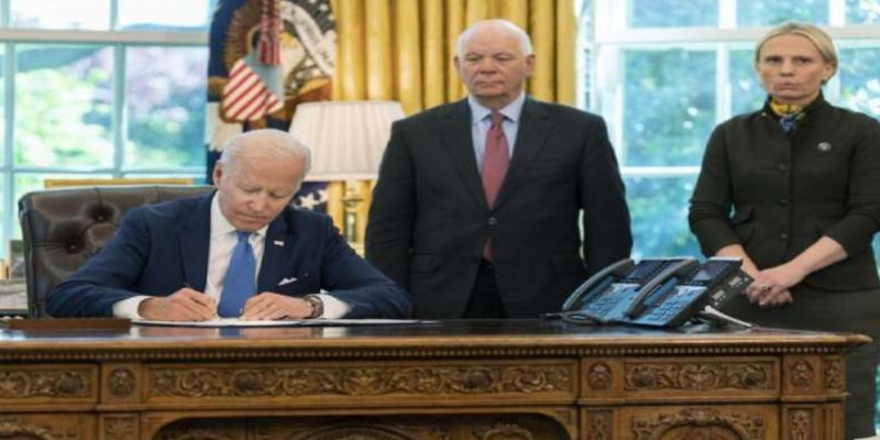 ইউক্রেনের জন্য ৪০ বিলিয়ন ডলার অনুমোদন মার্কিনীদের।। মার্কিন যুক্তরাষ্ট্রে আইন সভা