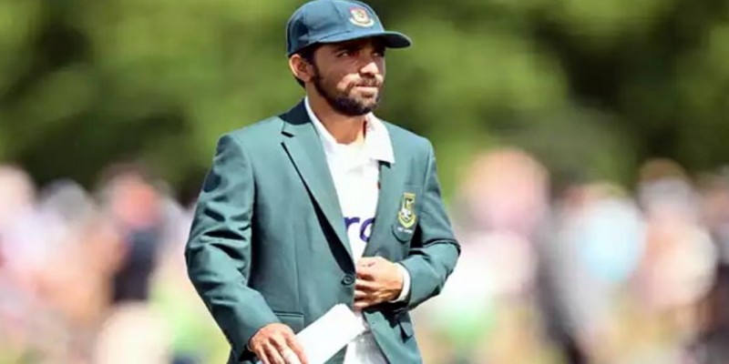 অধিনায়কত্ব ছেড়েও মুমিনুলের ডাক।। সেঞ্চুরি তামিমের