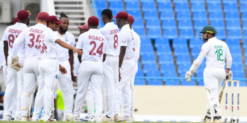 সাকিবের ফিফটি।। ১০৩ রানে গুটিয়ে গেল বাংলাদেশ