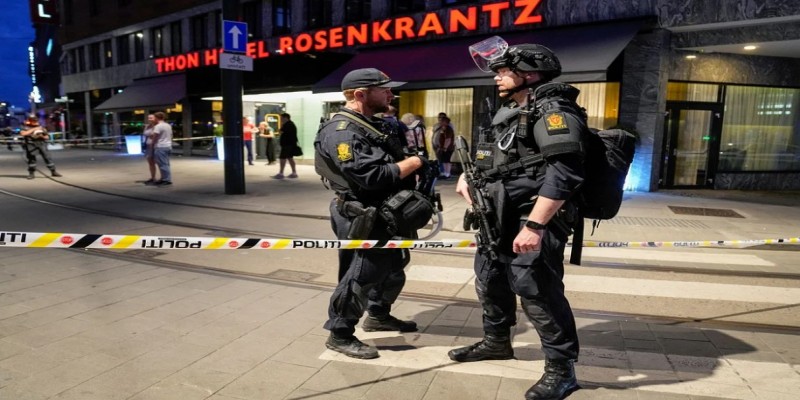 নরওয়েতে সমকামী নাইটক্লাবে বন্দুক হামলায় নিহত ২।।আহত ১৪