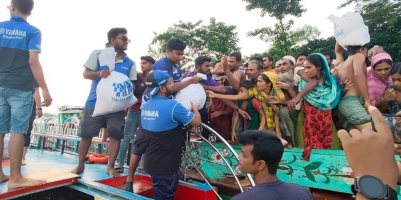 সুনামগঞ্জে ইয়ামাহা রাইডারস ক্লাবের ত্রাণ বিতরণ।।