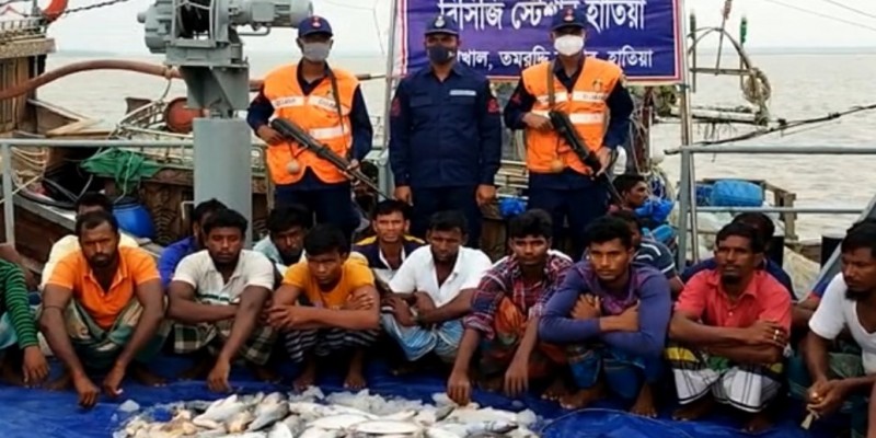 ভোলায় ৪ ঝুড়ি সামুদ্রিক মাছ আটক।।