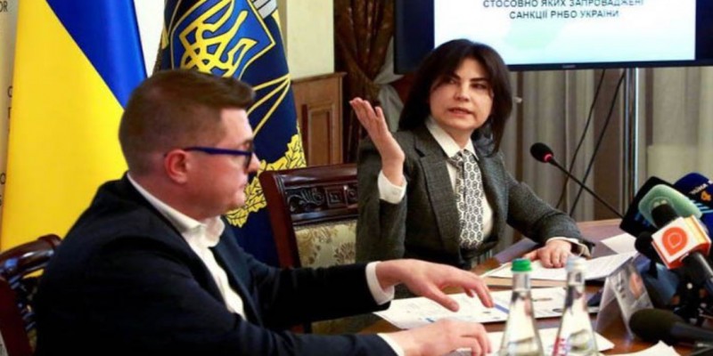 ইউক্রেনের গোয়েন্দা প্রধান বরখাস্ত।।