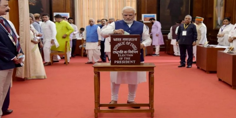 রাষ্ট্রপতি নির্বাচন চলছে ভারতে।।