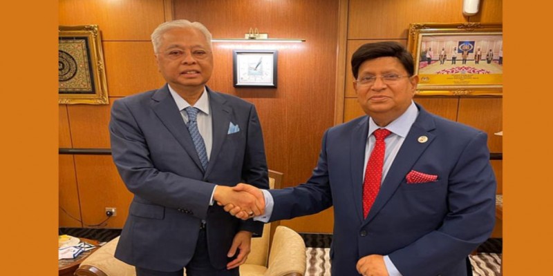 মালয়েশিয়ার প্রধানমন্ত্রীর সঙ্গে কর্মী পাঠানো নিয়ে আলোচনা ড. মোমেনের।।