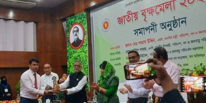 ২০৩০ সাল পর্যন্ত বনের গাছ না কাটার আহ্বান পরিবেশমন্ত্রীর।।