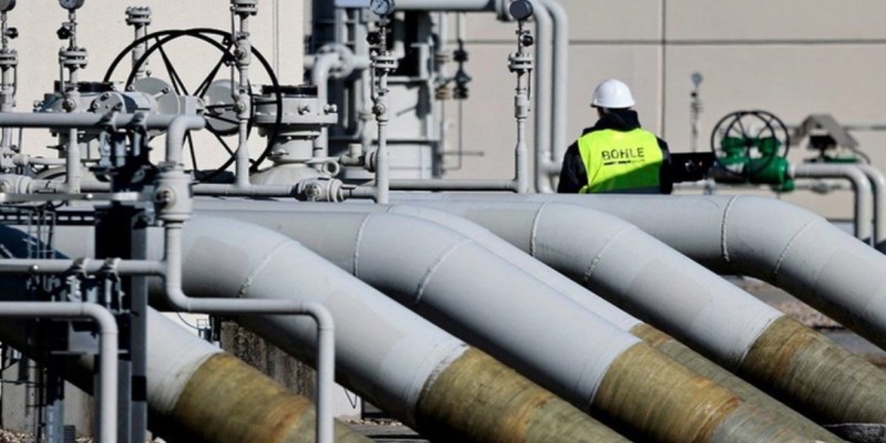 ফের ইউরোপে গ্যাস সরবরাহ কমাচ্ছে রাশিয়া।।