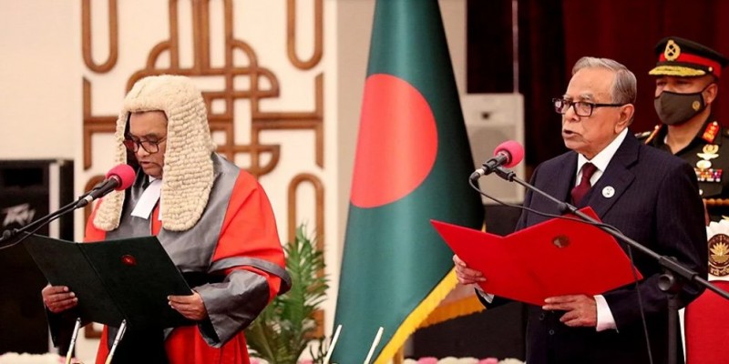 শপথ নিলেন নতুন ১১ বিচারপতি ।।
