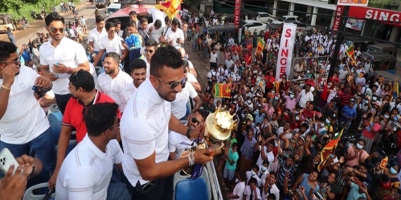 লঙ্কানদের বীরোচিত সংবর্ধনা।।