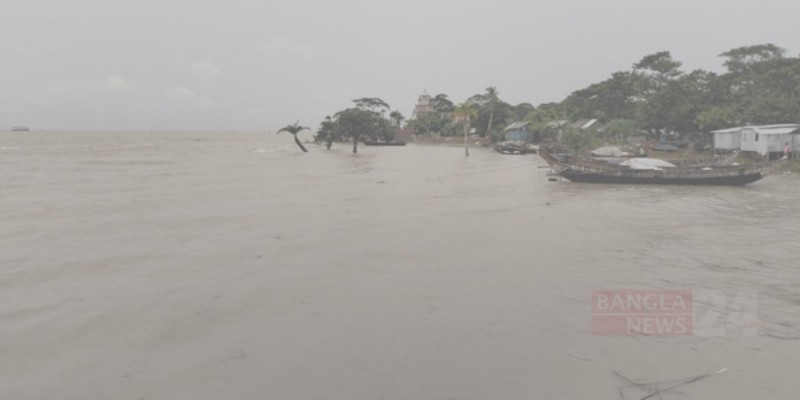 ভোলায় ভারী বর্ষণ অব্যাহত।।প্লাবিত নিম্নাঞ্চল
